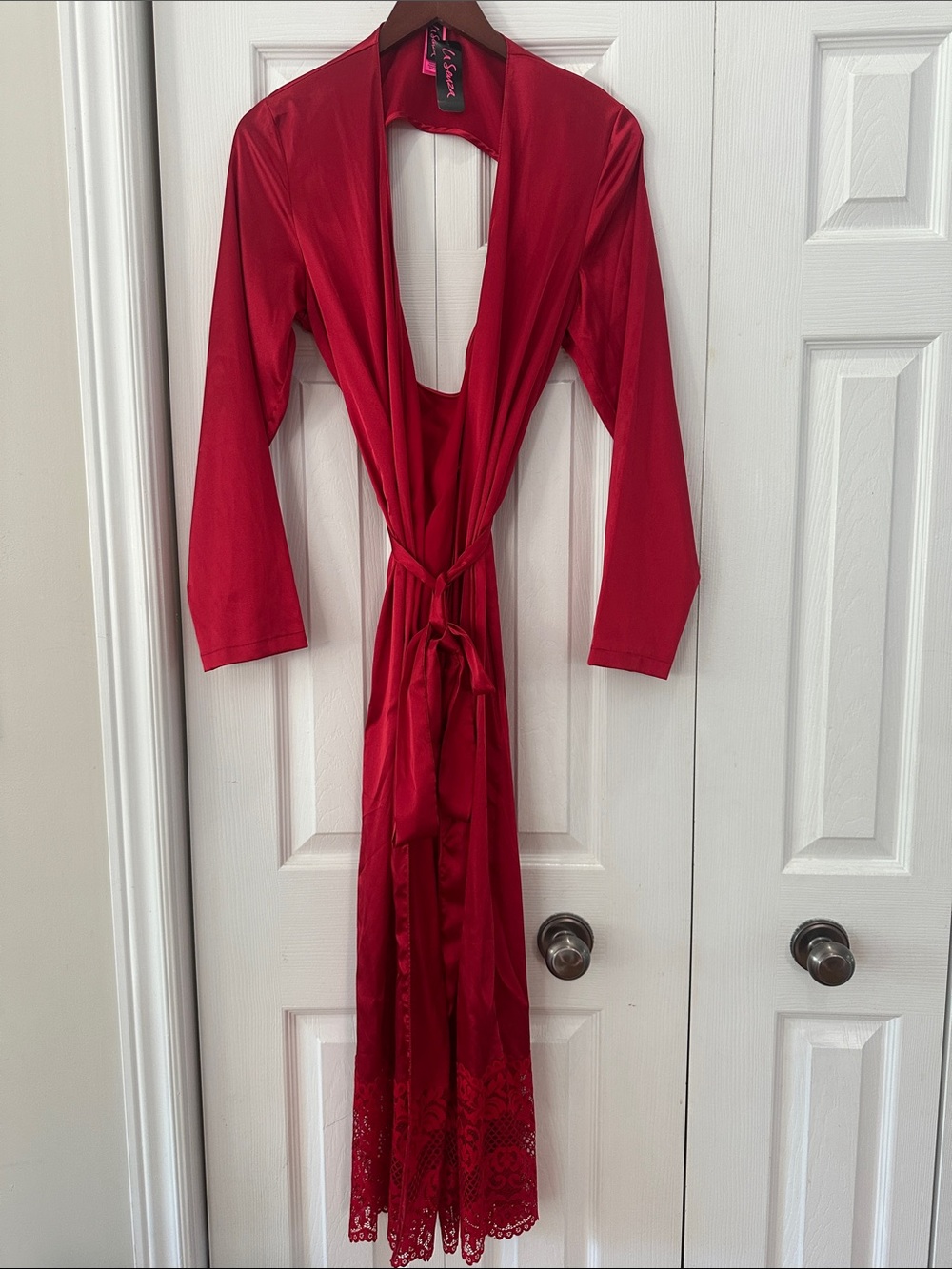 Satin kimono/ robe NWT